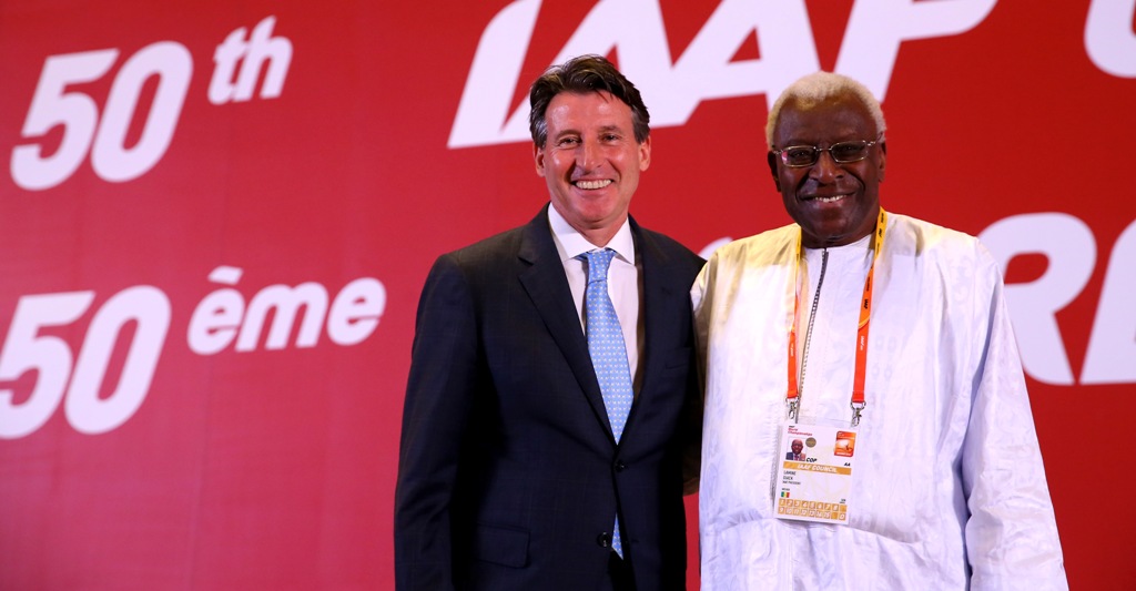 Lamine Diack, et Sebastien Coe, lors de son élection à la présidence de l'IAAF